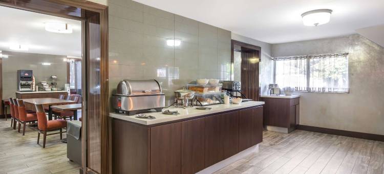 伯灵顿舒适酒店(Comfort Inn)图片