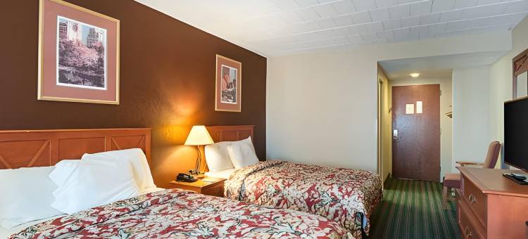 皮姆利科赛马场附近凯艺酒店(Quality Inn Near Pimlico Racetrack)图片