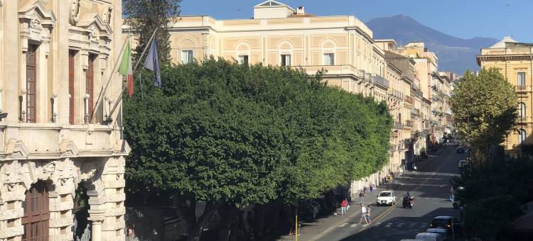 埃特纳风格卡塔尼亚华丽酒店(Etnea Style Catania Luxury Rooms)图片