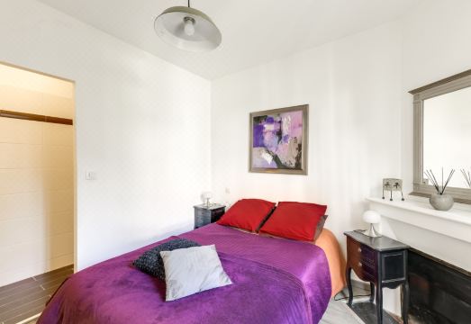 Loft Fraternité Hotel Overview