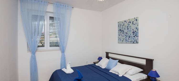 别墅恩茨安公寓(Apartments Villa Enzian)图片