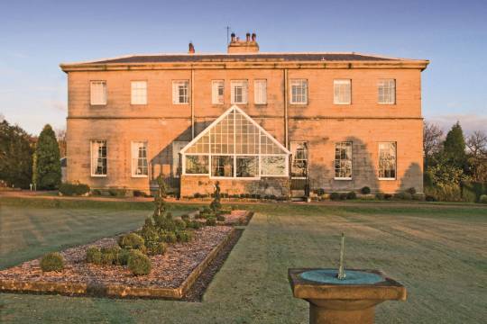 麦克唐纳林顿殿高尔夫乡村俱乐部(Macdonald Linden Hall Golf and Country Club)