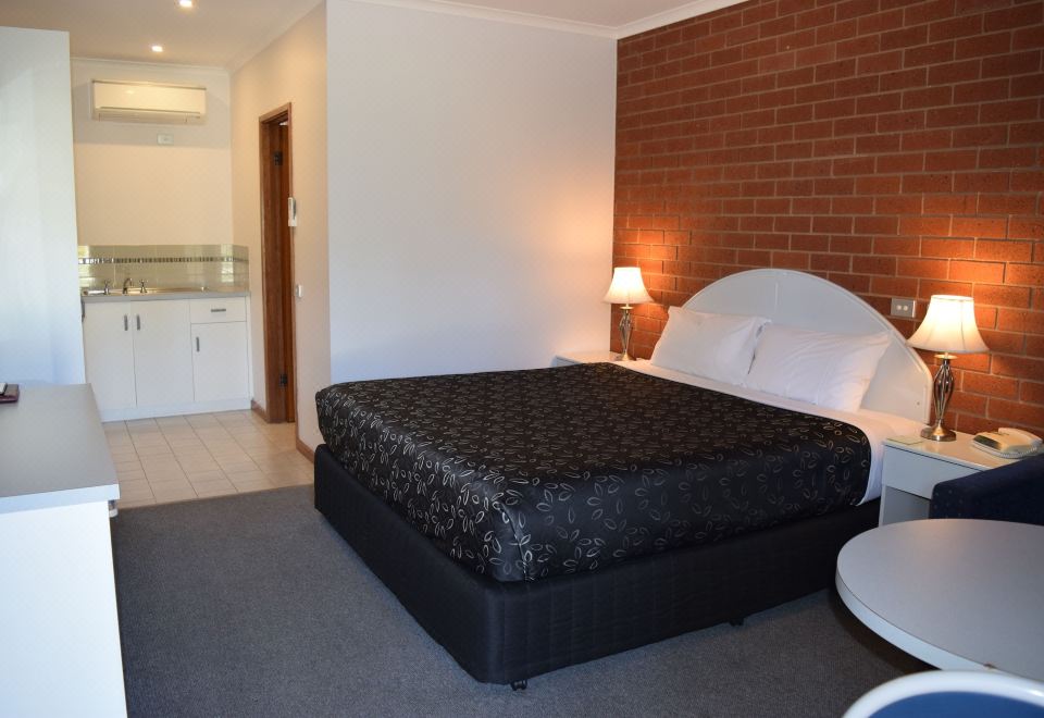 Barooga River Gums Motor Inn Hotel Overview