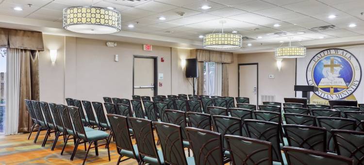 斯莱德尔假日酒店及套房(Holiday Inn & Suites Slidell - New Orleans Area)图片