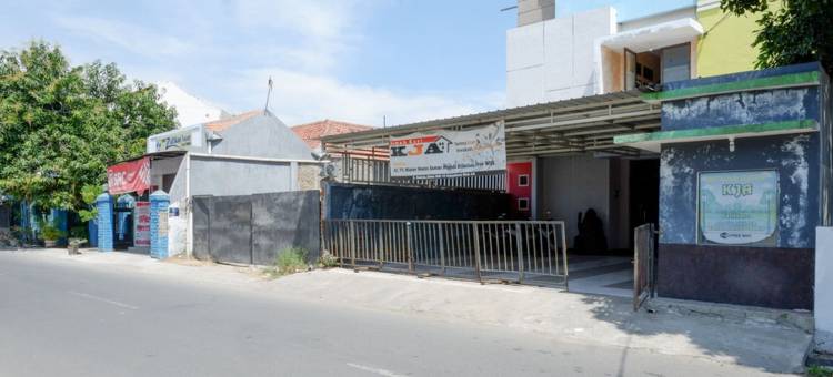 RedDoorz靠近GOR Wisanggeni(RedDoorz Near Gor Wisanggeni)图片