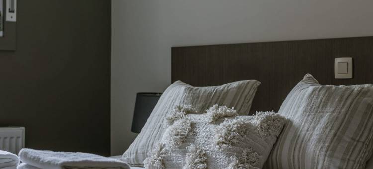 BE MID Cyri 16-00 02图片