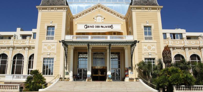 棕榈树卡西诺酒店(Casino Hôtel des Palmiers)图片