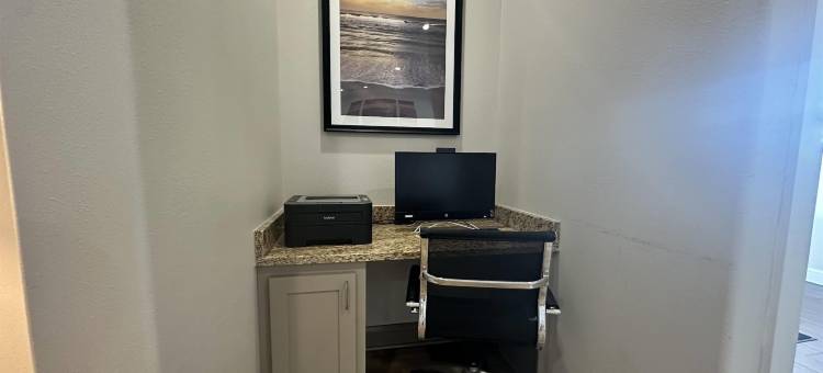 Days Inn by Wyndham Adel I-75图片