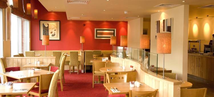 雷丁中心普瑞米尔酒店(Premier Inn Reading Central)图片