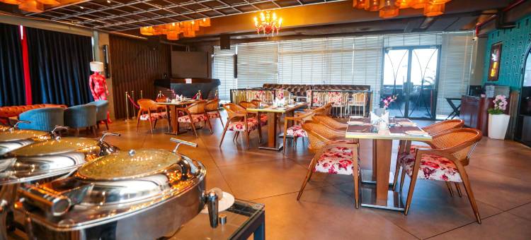 皇家兰花酒店有限公司的Regenta Place Jhansi(Regenta Place Jhansi by Royal Orchid Hotels Limited)图片