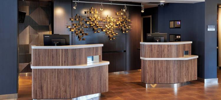 芝加哥海兰德公园/诺斯布鲁克万怡酒店(Courtyard Chicago Highland Park/Northbrook)图片