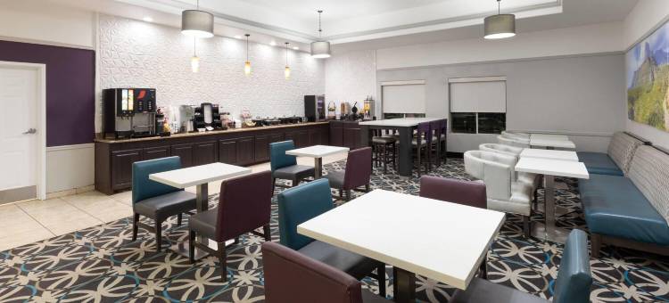 布朗伍德拉昆塔温德姆套房酒店(La Quinta Inn & Suites by Wyndham Brownwood)图片