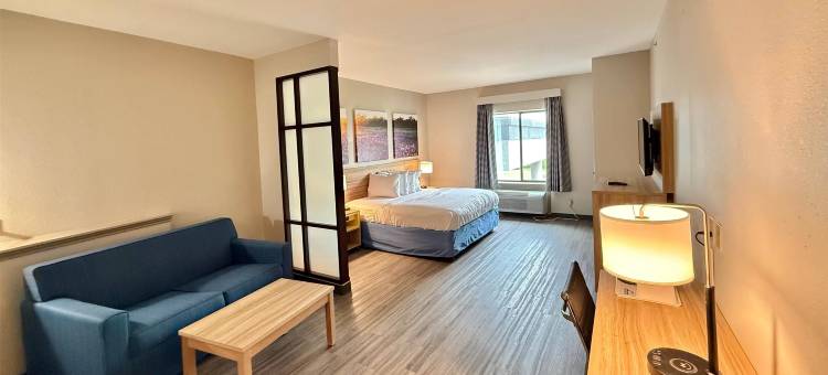 休斯顿西部能源走廊温德姆戴斯套房酒店(Days Inn & Suites by Wyndham Houston / West Energy Corridor)图片
