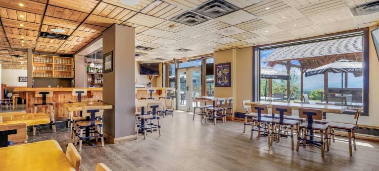 戈尔登温德姆戴斯酒店(Days Inn by Wyndham Golden)图片