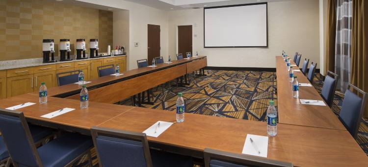 希尔顿欢朋套房酒店-福尔斯彻奇(Hampton Inn & Suites by Hilton Falls Church)图片