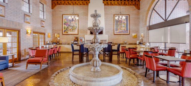 萨比诺峡谷舒适套房酒店(Comfort Suites at Sabino Canyon)图片