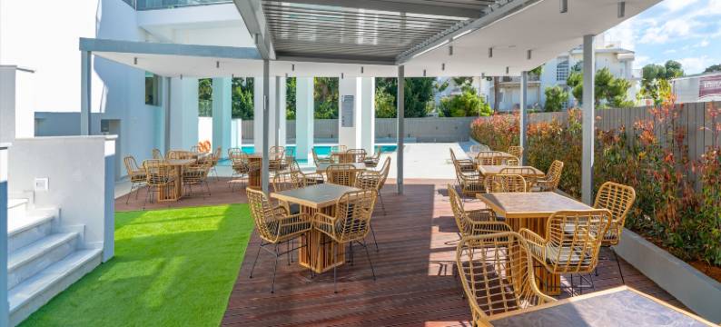 吉利法达里维埃拉酒店(Glyfada Riviera Hotel)图片