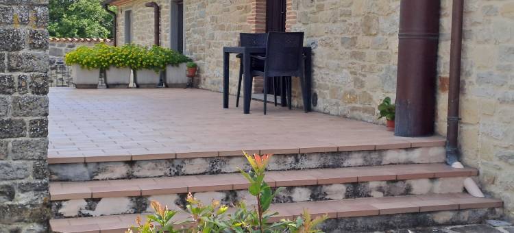 Terrace Retreat in the Marche图片