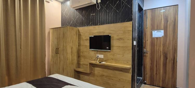 德维公寓酒店(FabHotel Devi Residency)图片