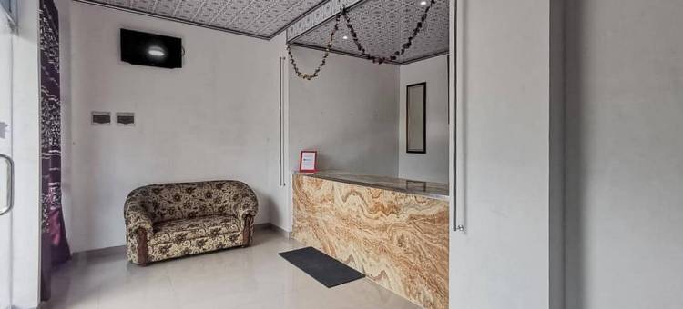 红多兹酒店-近邦坦坎特瓦利科塔(RedDoorz Near Kantor Walikota Bontang)图片