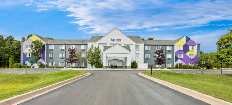 特拉弗斯城Spark酒店(Spark by Hilton Traverse City)图片