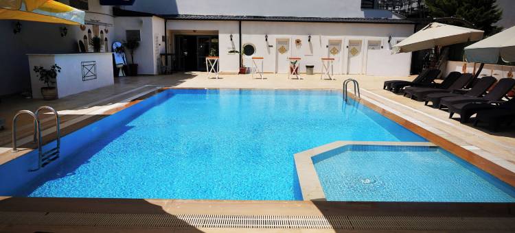 古穆尔杜尔马伟德尼兹酒店(Gumuldur Mavi Deniz Hotel)图片