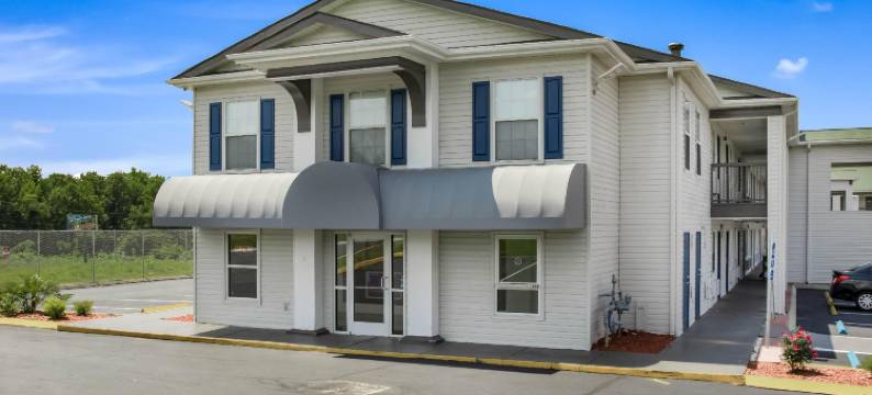 南卡罗莱纳格林维尔 - I-85 市中心附近 6 号汽车旅馆(Motel 6 Greenville, SC - I-85 Near Downtown)图片