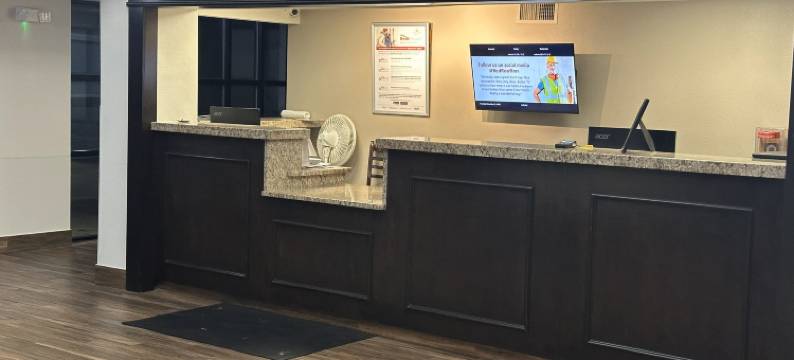 Red Roof Inn & Suites Middleborough图片