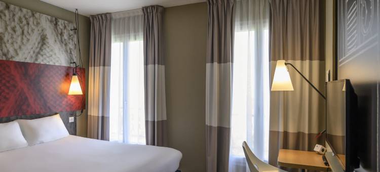 巴黎15区蒙帕纳斯大厦宜必思酒店(Ibis Paris Tour Montparnasse 15EME)图片