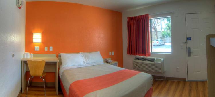 奥兰多6号汽车旅馆 - 冬季公园(Motel 6 Orlando, FL - Winter Park)图片