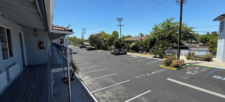 索拉诺旅馆 瓦列霍纳帕谷 / 六旗乐园(Solano Inn Vallejo Napa Valley / Six Flags)图片