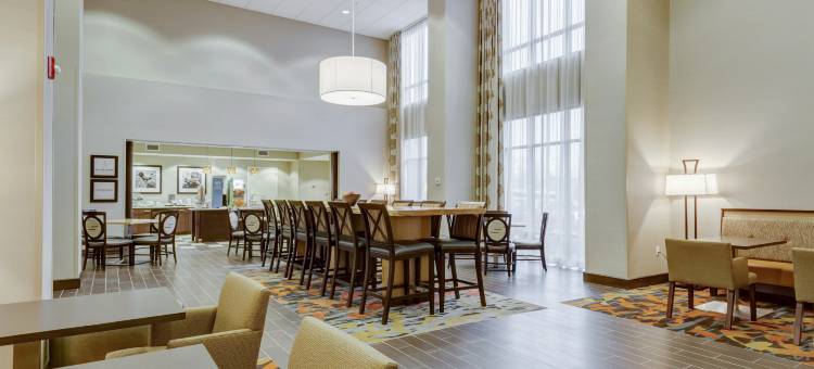 希尔顿欢朋酒店-圣路易斯温茨维尔(Hampton Inn St. Louis Wentzville)图片