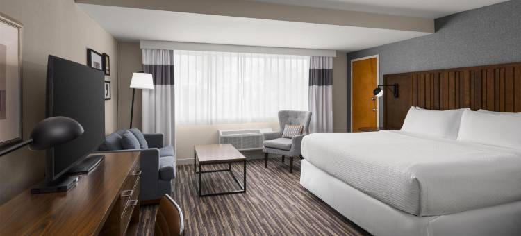 普莱恩维尤贝斯特韦斯特精品酒店-长岛(Best Western Premier Plainview-Long Island Hotel)图片