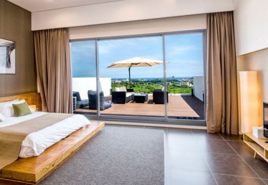 Lucid M Hotel Overview