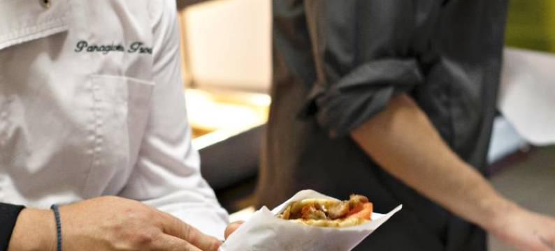 阳光海滩林多斯酒店(Sun Beach Lindos)图片