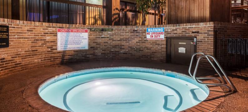 Holiday Inn 圣路易斯西六旗(Holiday Inn SAINT LOUIS WEST AT SIX FLAGS by IHG)图片