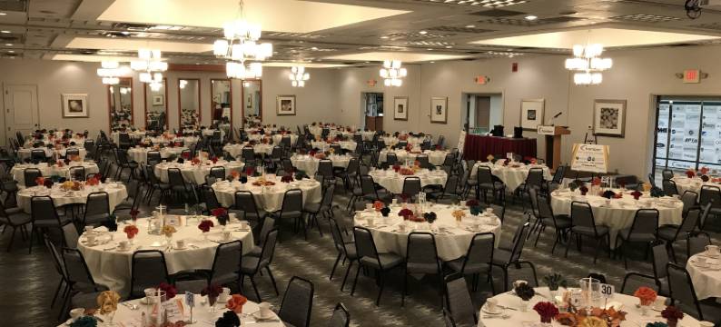 Holiday Inn 马丁(Holiday Inn MARTINSBURG by IHG)图片