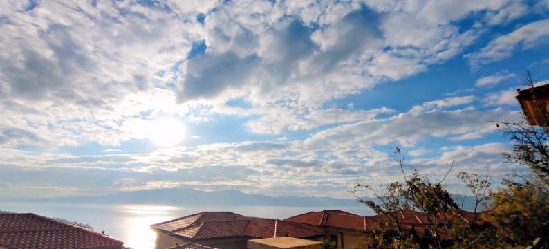 憨墅林观湖房民宿(澄华线9号分店)图片