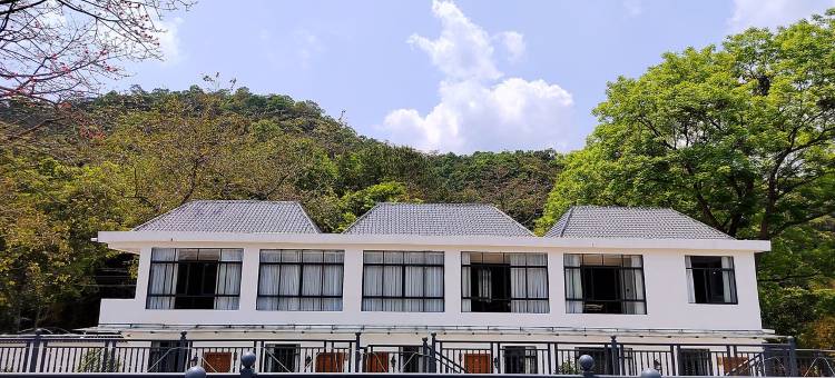 周边游度假温泉别墅(观光街分店)图片