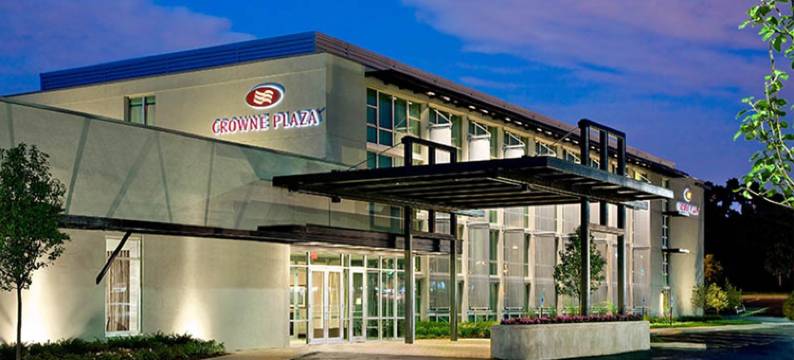 洲际旗下皇冠假日伦巴第唐纳斯格罗夫酒店(Crowne Plaza LOMBARD DOWNERS GROVE by IHG)图片
