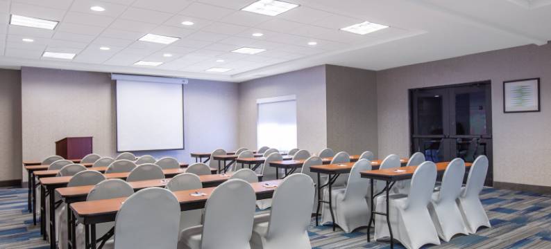 智选假日酒店-萨普赖斯-洲际酒店集团旗下(Holiday Inn Express & Suites SURPRISE by IHG)图片