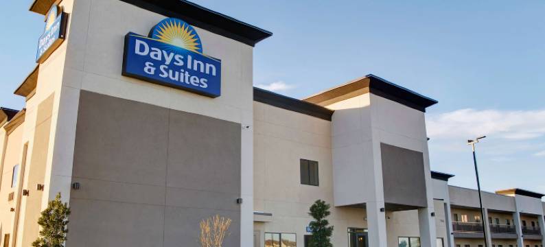 阿瑟港戴斯套房酒店(Days Inn & Suites by Wyndham Port Arthur)图片