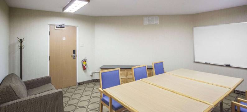 西埃德蒙顿舒适酒店(Comfort Inn West)图片