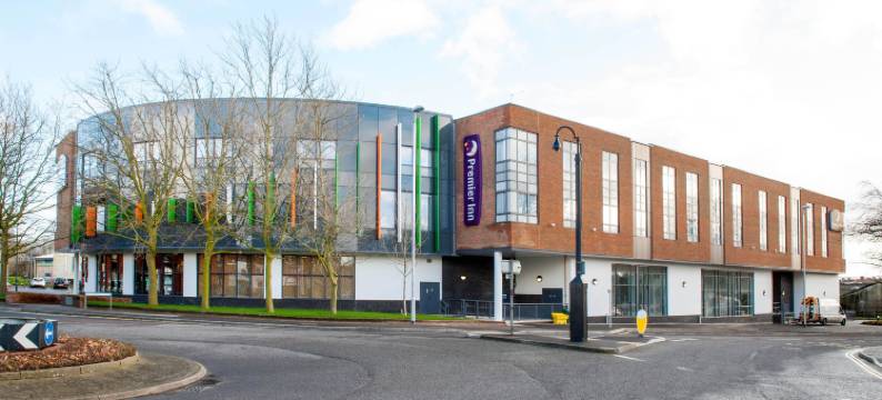 特罗布里奇普瑞米尔酒店(Premier Inn Trowbridge)图片
