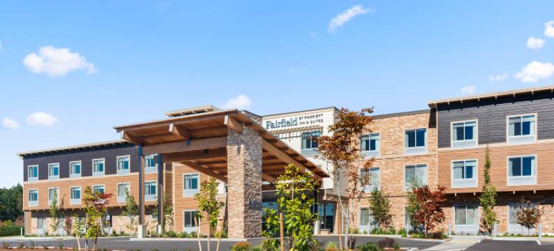 西雅图普尔斯博万枫酒店(Fairfield Inn & Suites Seattle Poulsbo)图片