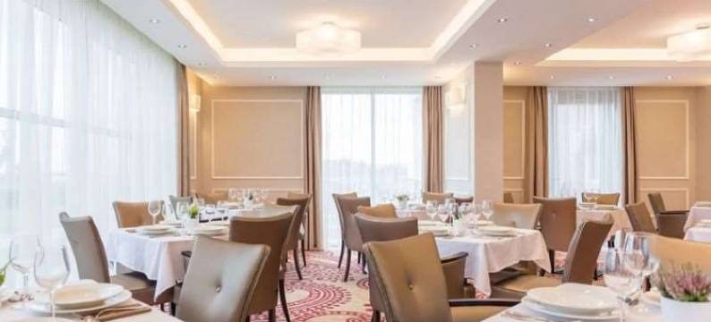 波尔加尔畅货中心酒店(Outlet Hotel Polgár)图片