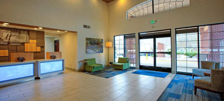 智选假日套房酒店-戴维斯/大学城(Holiday Inn Express & Suites Davis - University Area)图片