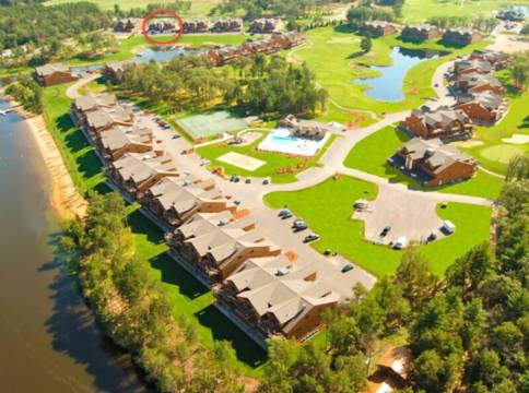 一楼三卧公寓,北湾高尔夫球场由RedAwning(First Floor 3 Br Condo, Northern Bay Golf Course)