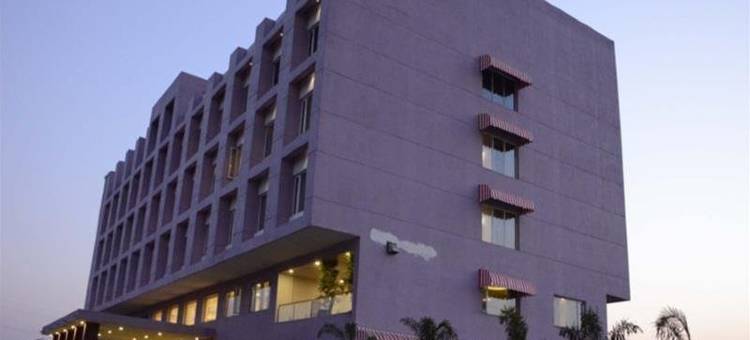南丹卡楠远景客房酒店(Vista Rooms at Nandan Kanan)图片