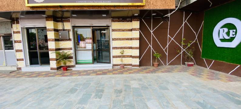 皇家卓越酒店(Royal Excellency Inn)图片